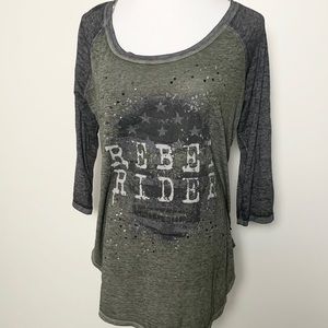 Rock & Republic | Shirt | 0X | gray burnout fabric with design, NEVER WORN!